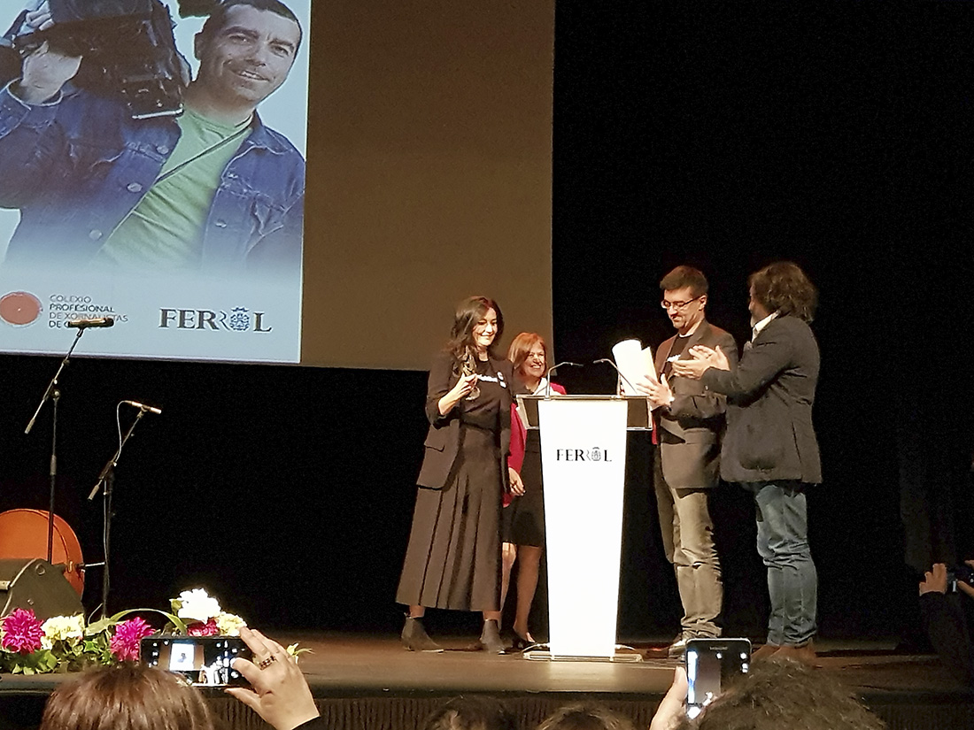 Tati Moyano e Carlos Jiménez reciben o Premio Couso