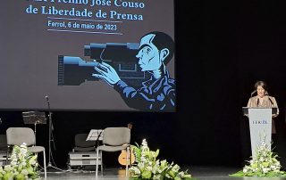 Marta Corral presentando a cerimonia do premio