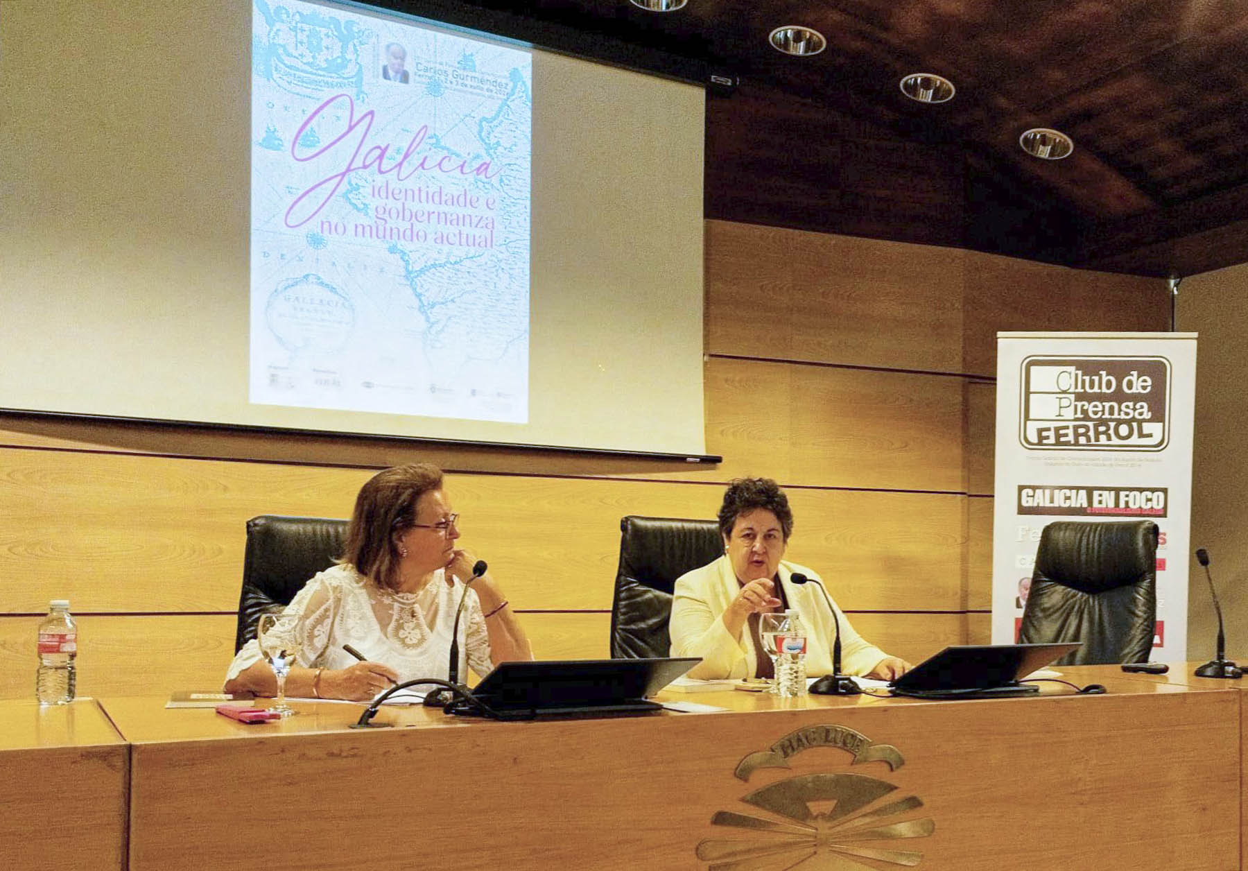 A sociolinguísta Pilar García Negro falou acerca da lingua e literatura galegas ao longo da historia